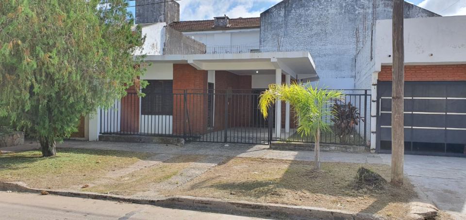 Casa de 1 dormitorio ideal Oficina | Casas en Alquiler